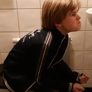 Plas- en poepproblemen bij kinderen en pubers.